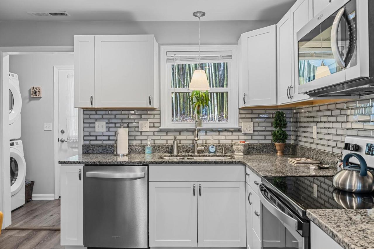 The Bamboo Bungalow Hendersonville Bagian luar foto
