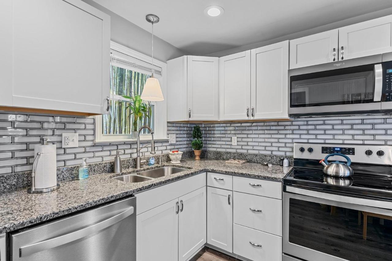 The Bamboo Bungalow Hendersonville Bagian luar foto
